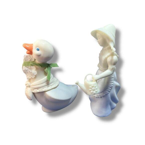 Lot of 4 VINTAGE Avon Little Bo Peep Sweet Honesty Perfume Bottle Decanter Empty - Picture 6 of 9